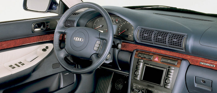 Audi A4 (1999 - 2001) - AutoManiac