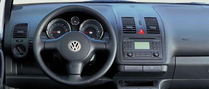 https://www.automaniac.org/resources/images/model/967/1998_volkswagen_lupo_interior.jpg