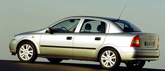 Opel Astra 2.0 T 170 (2004 - 2007) - AutoManiac
